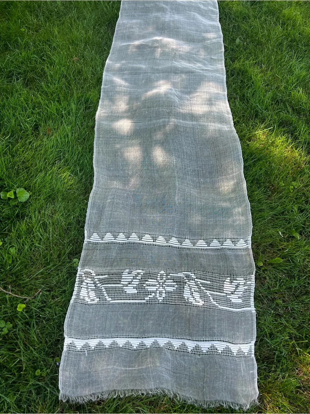Marama borangic 🇷🇴 hand made1950’s.White Floral Lace Scarf Wrap lightweight.